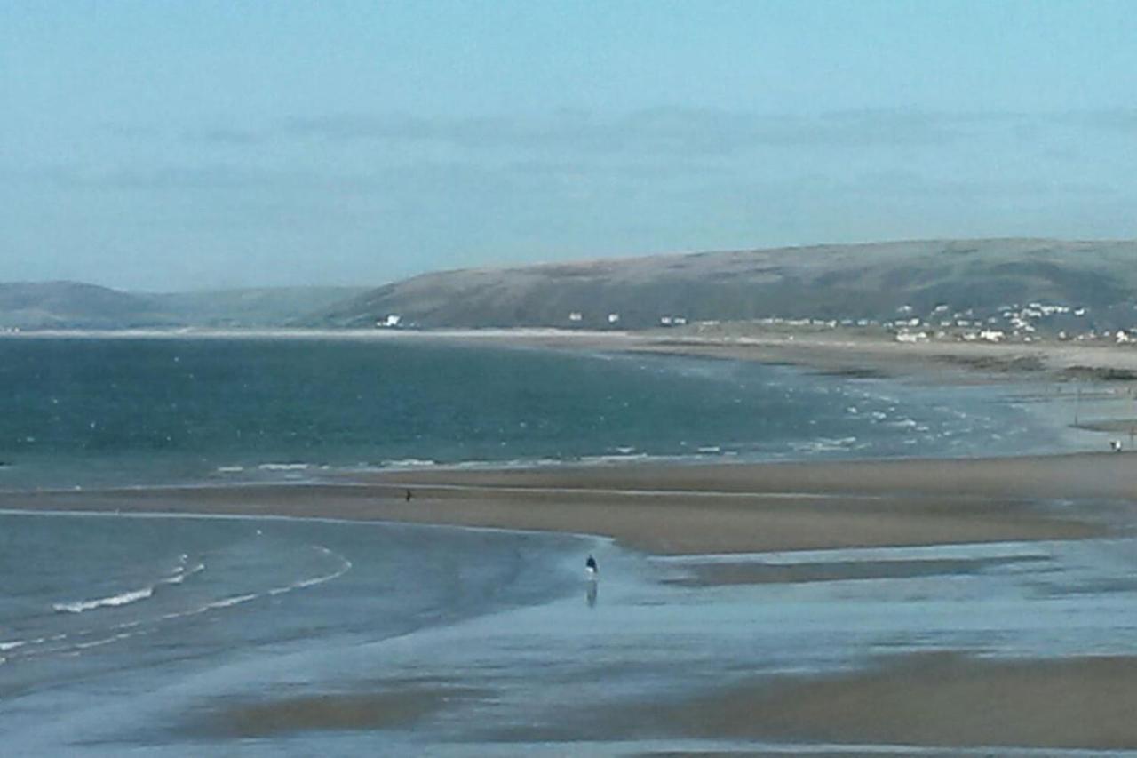 Cliff Haven Villa Borth Kültér fotó
